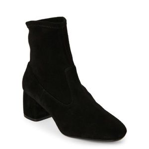 SUEDE black pull on Booties